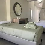 Sea Side Apartment Rhodes City