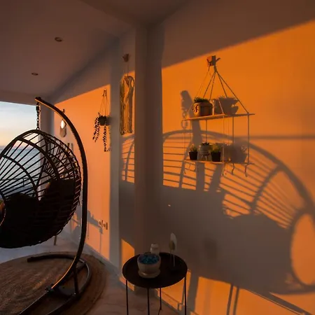 Sea Side Apartment